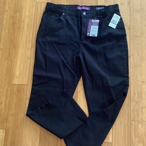 Gloria Vanderbilt black jeans